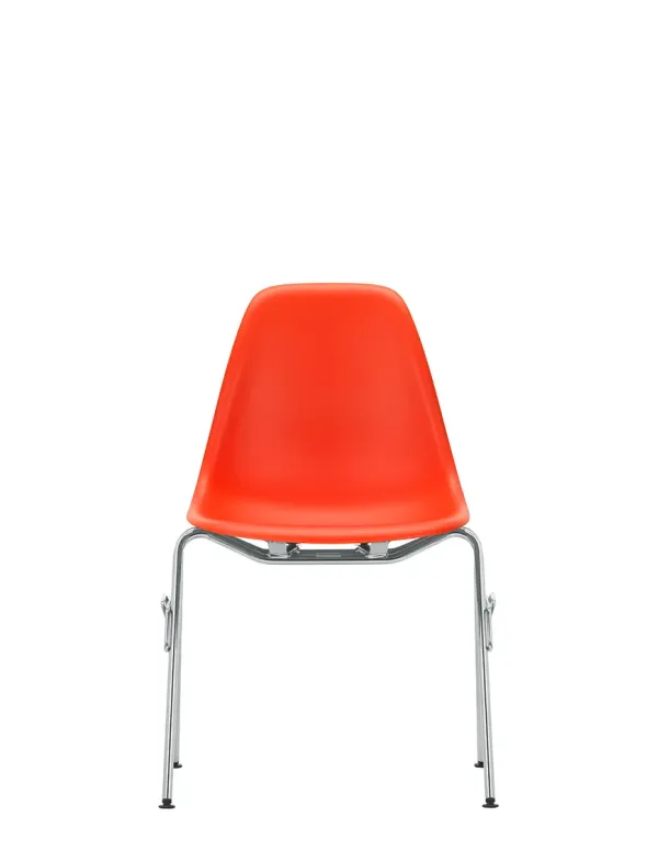 Eames Plastic Side Chair DSS-N, stabelbar fra Vitra