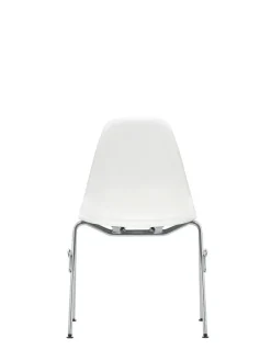 Eames Plastic Side Chair DSS-N, stabelbar fra Vitra