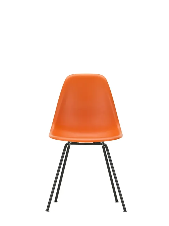 Eames Plastic Side Chair DSX, sort pulverlakeret fra Vitra