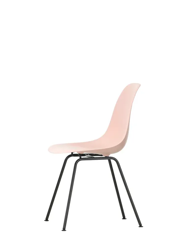 Eames Plastic Side Chair DSX, sort pulverlakeret fra Vitra