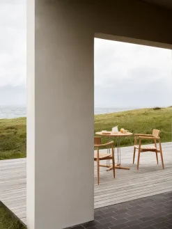E022 Embrace havebord, Ø80 fra Carl Hansen & Søn