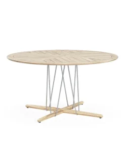 E022 Embrace havebord, Ø140 fra Carl Hansen & Søn