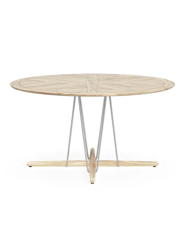 E022 Embrace havebord, Ø140 fra Carl Hansen & Søn