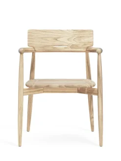 E008 Embrace havestol fra Carl Hansen & Søn