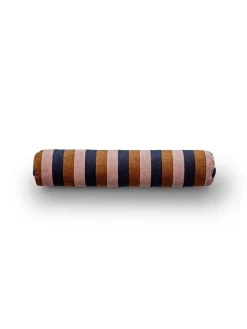 Ember Pyjamas Pillow, Ø15x74 fra Eilersen