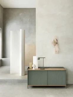 Enfold Sideboard, 124 x 45 cm fra Muuto