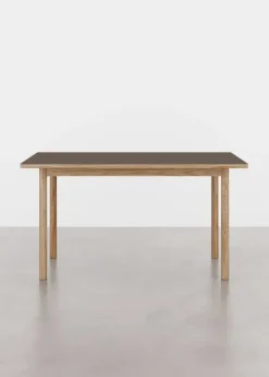 ESSENTIAL OAK spisebord 140x90 cm Espresso, fra WB Manufaktur