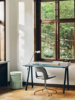 Facet Cabinet 20 fra Hay