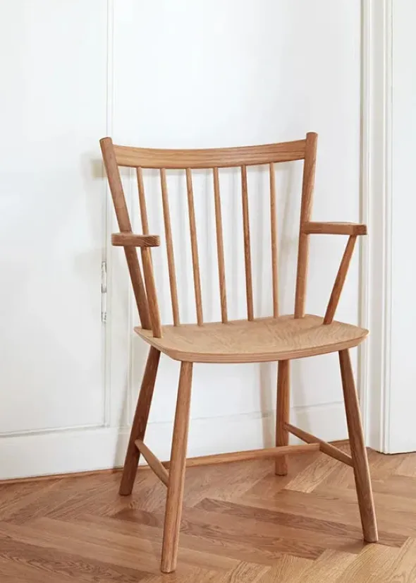 FDB J42 Stol med armlæn fra Hay