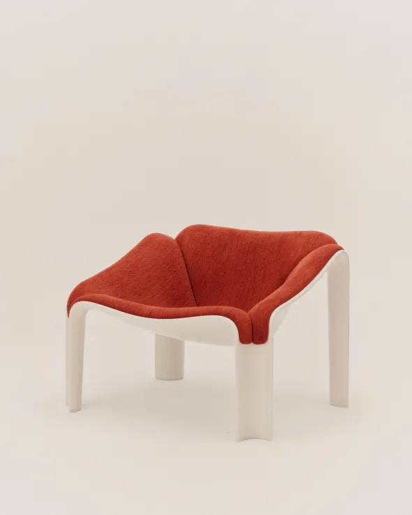 F300 Lounge Chair fra Gubi
