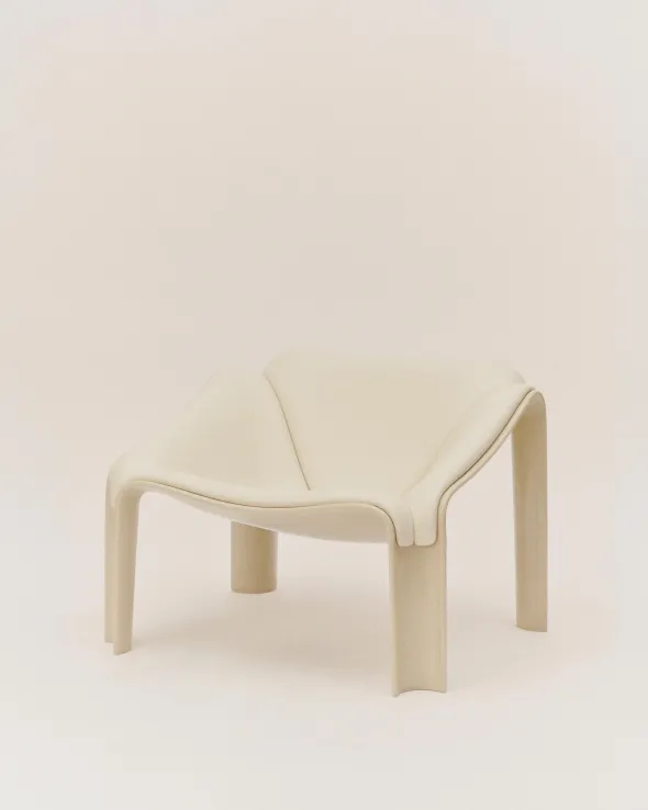 F300 Lounge Chair fra Gubi