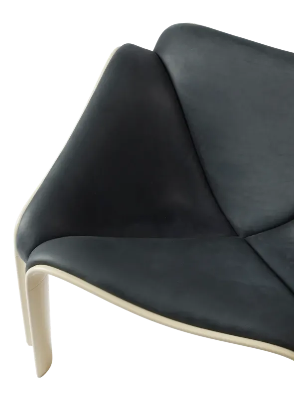 F300 Lounge Chair fra Gubi