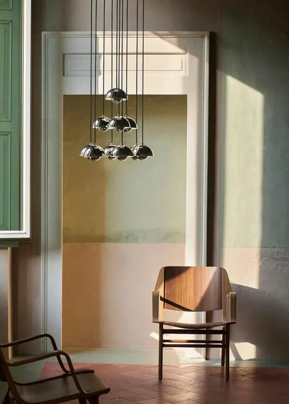 Flowerpot Chandelier VP10, 10 pendants reversed fra &Tradition