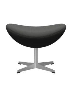 3127 Fodskammel til Ægget af Arne Jacobsen stofgr. 1