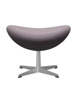 3127 Fodskammel til Ægget af Arne Jacobsen stofgr. 2