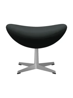 3127 Fodskammel til Ægget af Arne Jacobsen stofgr. 2