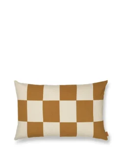Fold Patchwork Cushion fra Ferm Living