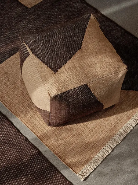 Forene Square Pouf fra Ferm Living