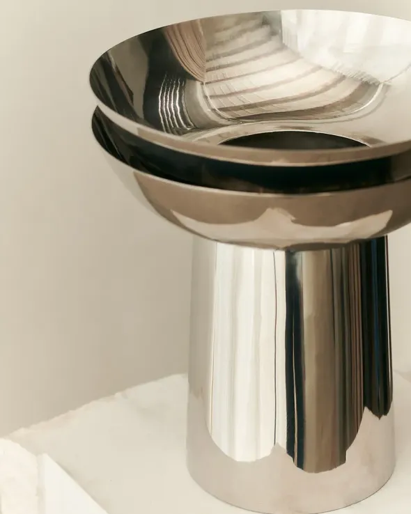 Fountain Vase 02 fra Louise Roe