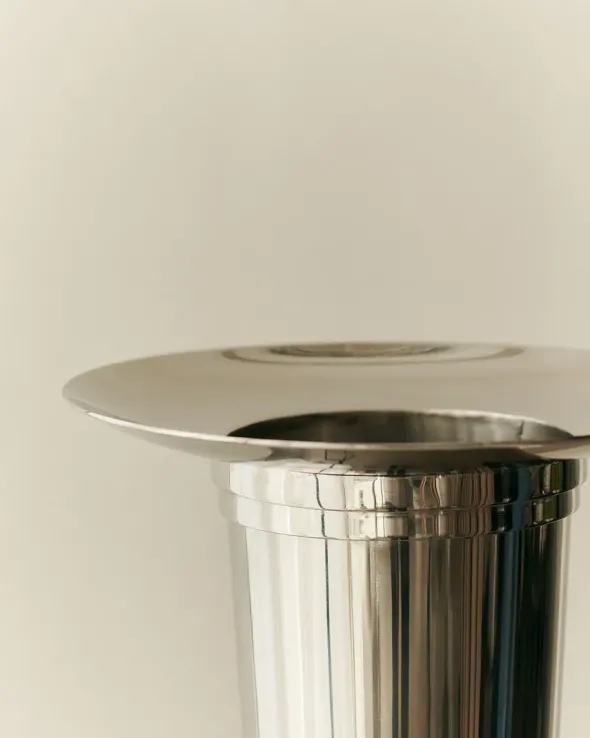 Fountain Vase 01 fra Louise Roe