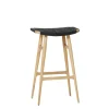 Freja barstol, eg, Leather Stripe Saddle Black fra Stellar Works