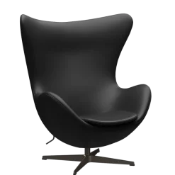 3316 Ægget loungestol, stel i brown bronze af Arne Jacobsen