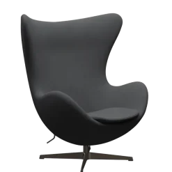 3316 Ægget loungestol, stel i brown bronze af Arne Jacobsen