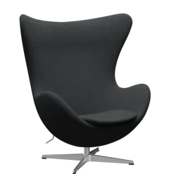 3316 Ægget loungestol, stel i børstet aluminium af Arne Jacobsen