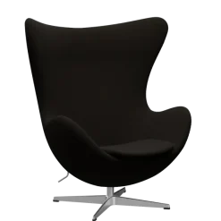 3316 Ægget loungestol, stel i børstet aluminium af Arne Jacobsen