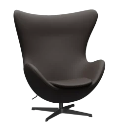 3316 Ægget loungestol, stel i sort af Arne Jacobsen
