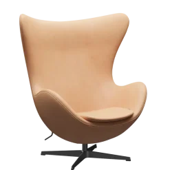3316 Ægget loungestol, stel i sort af Arne Jacobsen