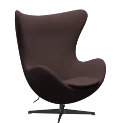 3316 Ægget loungestol, stel i sort af Arne Jacobsen
