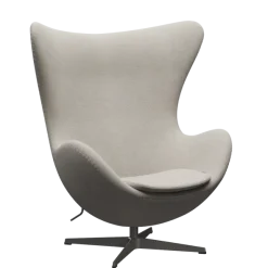 3316 Ægget loungestol, stel i warm graphite af Arne Jacobsen