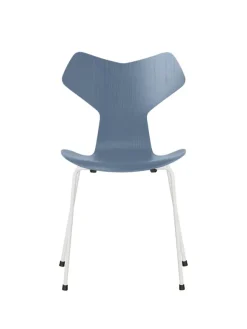 3130 Grand Prix stol i farvet ask af Arne Jacobsen