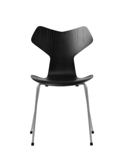 3130 Grand Prix stol i farvet ask af Arne Jacobsen