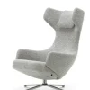 Grand Repos Lænestol, cream/dark brown fra Vitra
