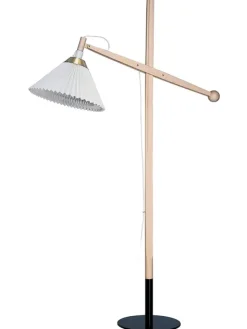 325 Gulvlampe fra Le Klint