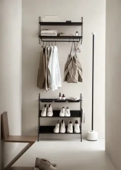 Hallway L, entréreol fra String Furniture
