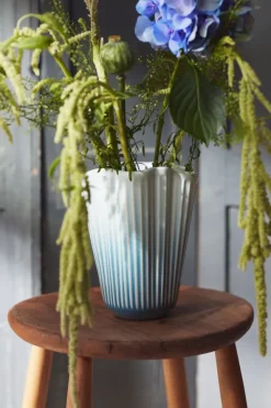 Hammershøi Unfold vase, blå fra Kähler