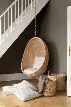 Hanging Egg af Nanna Ditzel