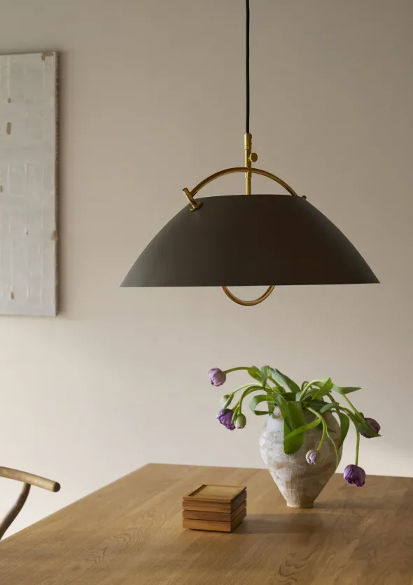 HJW37 Pendel Birthday Edition 2026, m. Hejs af Hans J. Wegner