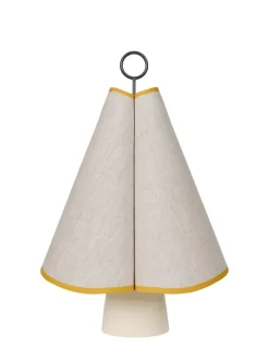 Hornbæk Portable Lampe fra GUBI
