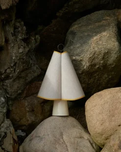 Hornbæk Portable Lampe fra GUBI