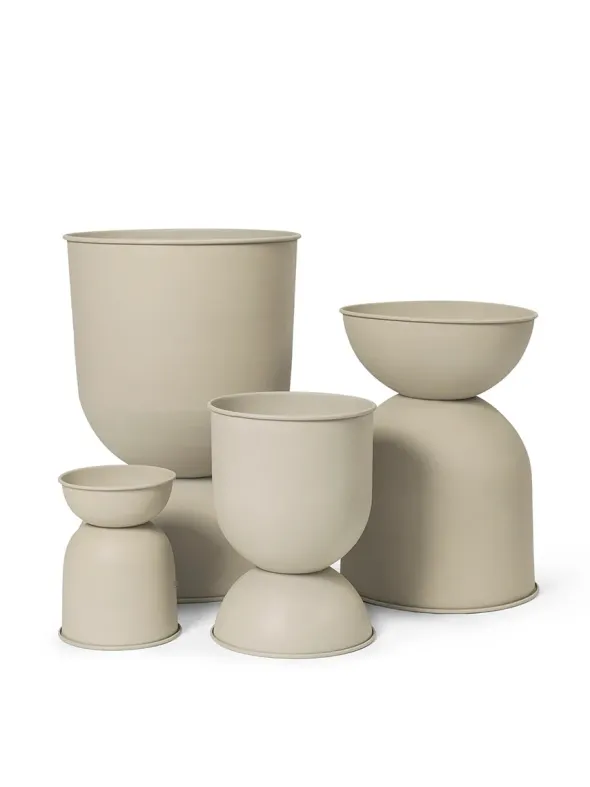 Hourglass Pot, cashmere fra Ferm Living