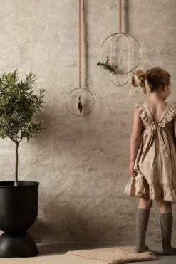 Hourglass Pot, sort fra Ferm Living