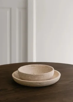 Hyben Fad, travertin fra Wabi Sabi Nordic