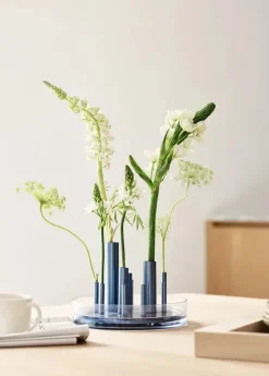 Ikeru Low Vase, dusk blue af Jaime Hayon