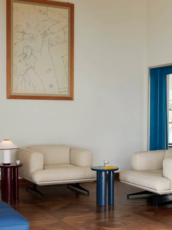 Inland AV21 Lounge Chair fra &Tradition