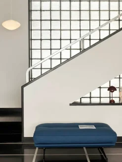 Inland AV32 Pouf fra &Tradition