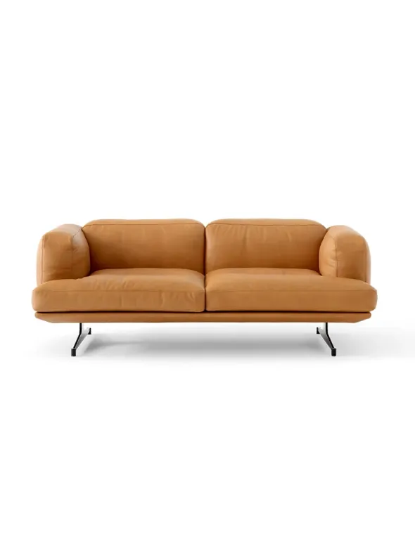 Inland AV22 sofa fra &Tradition